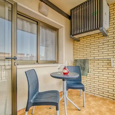 Apartment 118 - Modern Beachfront Fuengirola