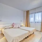 Apartament 118 - Modern Beachfront *