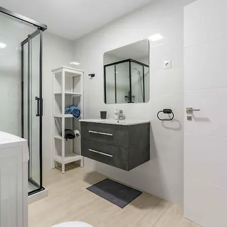 118 - Modern Beachfront * Фуэнхирола